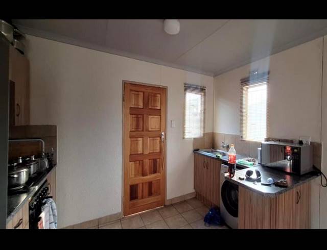 3 BEDROOM HOUSE FOR SALE IN ALBERTSDAL